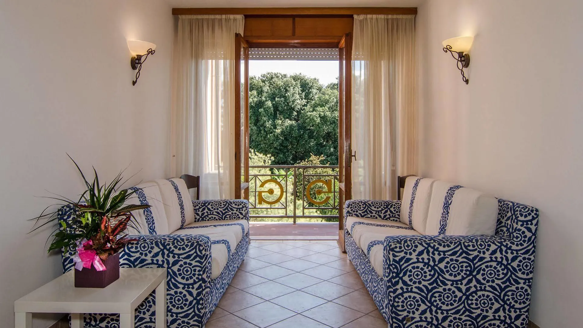 Hotel Gabrini Marina di Massa 3*,