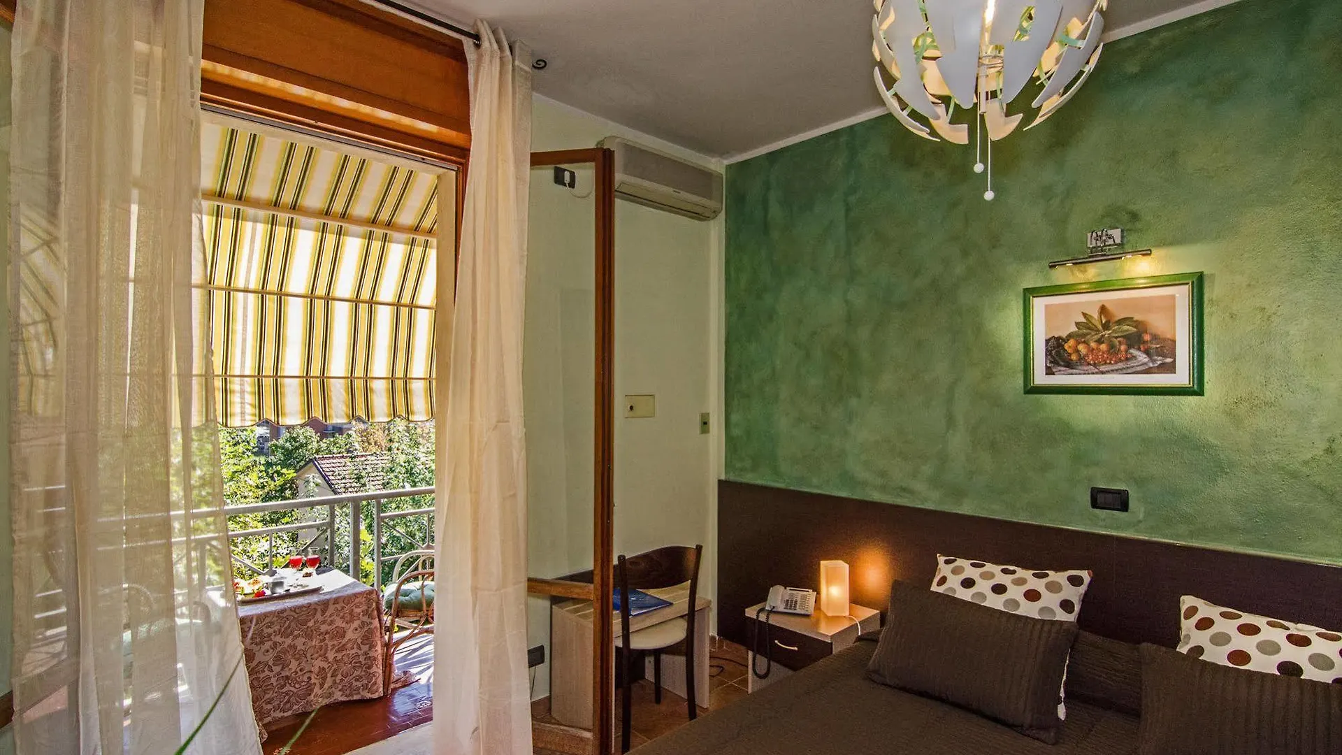 Hotel Gabrini Marina di Massa 3*,